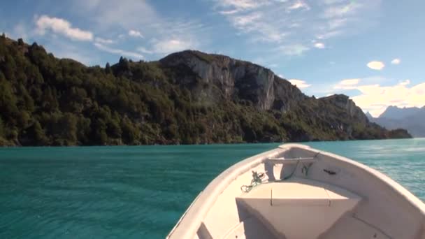 Coast of green mountain river view from boat in Patagonia Argentina. — Stock Video