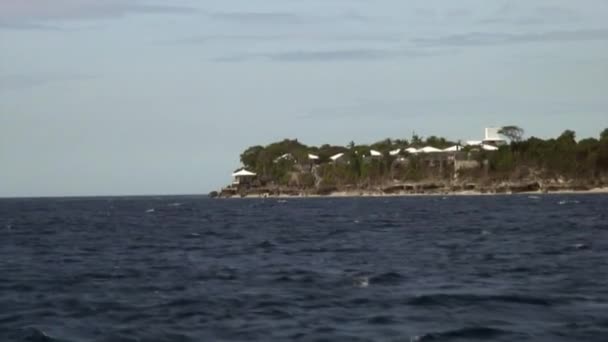 Costa do Pacífico Verde nas Filipinas — Vídeo de Stock