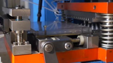 Endüstriyel Cnc makine fabrikası yavaş metal tüplerin imalatı.