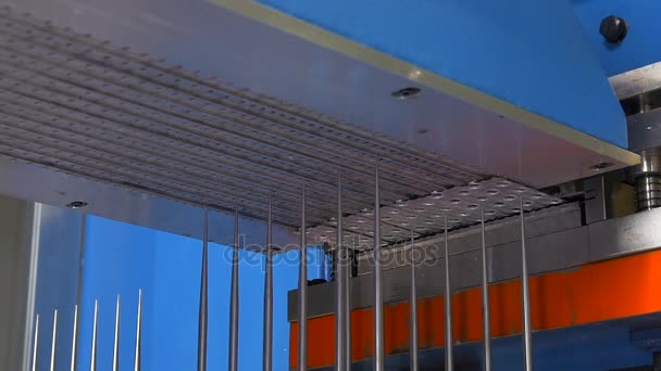Manufacture of metal tubes on industrial CNC machine in factory slow motion. — Stock Footage Manufacture of metal tubes on industrial CNC machine in factory slow motion. Royalty Free Stock Footage