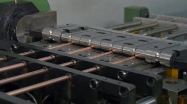 Endüstriyel Cnc makine fabrikası yavaş metal tüplerin imalatı.