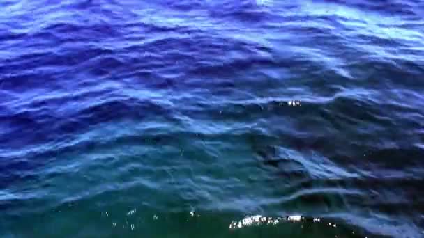 Su yüzeyinin Red Sea'deki/daki. — Stok video