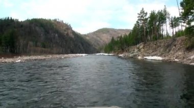 Temnik dağın Nehri'nin kıyısında.
