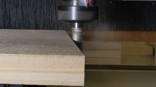 Marás Cnc gép-fa ipari bútorok gyártására. — Stock videók