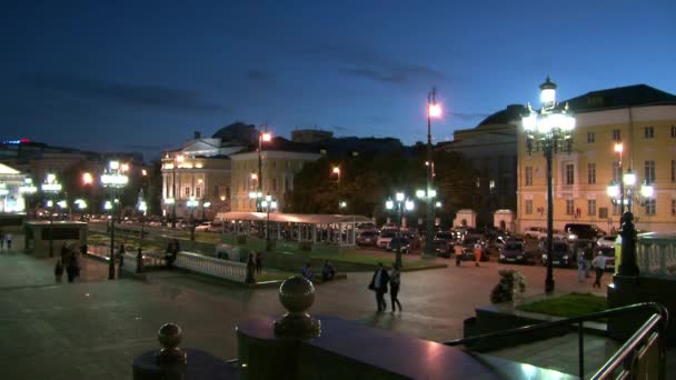 Salle d'exposition centrale Place Manezhnaya dans le centre de Moscou . — Video