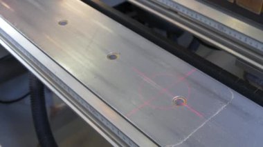 Makine ahşap Cnc endüstriyel Mobilya üretim için üzerinde lazer işaretleme.