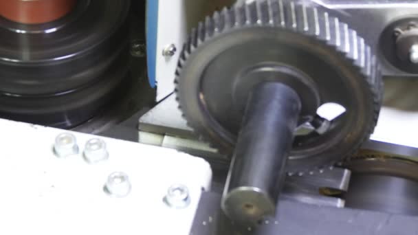 Mecanismos y detalles de la máquina CNC de madera . — Vídeos de Stock