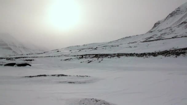 Εκπληκτικό τοπίο ερήμων πάγου στην Αρκτική. — Αρχείο Βίντεο