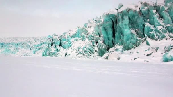 Traîneau à chiens husky route esquimaude du pôle Nord en Arctique . — Video