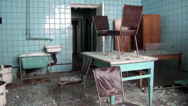 Salle à manger de cantine à Pyramiden Spitsbergen Arctique . — Video