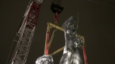 kadın işçi ve kollektif çiftlik.