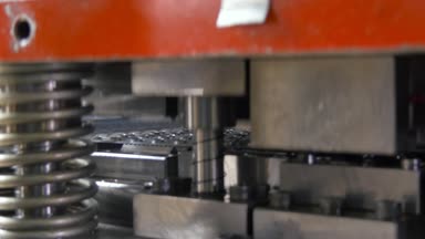 Kesme delik delikli sac sanayi Cnc makine, damgalama.