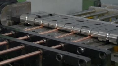 Endüstriyel Cnc makine fabrikası metal tüplerin bükme.