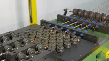 Endüstriyel Cnc makine fabrikası metal tüplerin bükme.