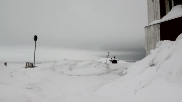 Landscape and buildings of Barentsburg on Svalbard — Stock Video