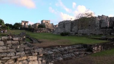 Tulum Mayan Zona Arqueologica Meksika harabeleri.