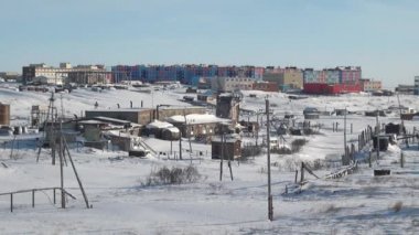 Kar, Rusya 'nın kuzeyindeki Chukotka' daki Kömür Madenlerini terk etti..