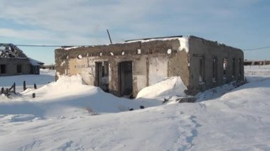 Rusya 'nın kuzeyindeki Chukotka' daki terk edilmiş şehir kömür madenleri harabeye döndü..