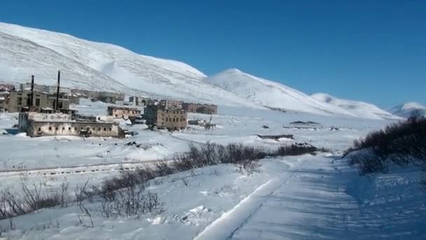 Opuštěný dům duch město Gudym Anadyr-1 Chukotka z dalekého severu Ruska. — Stock video