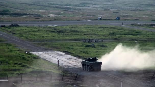 Tanque de guerra militar . — Vídeos de Stock