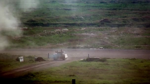 Tanque de guerra militar . — Vídeos de Stock