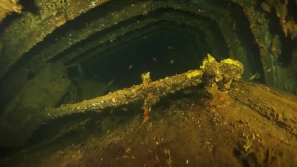 Navire coulé vue de l'intérieur sur l'épave sous-marine dans la lagune Truk sur les îles Chuuk .