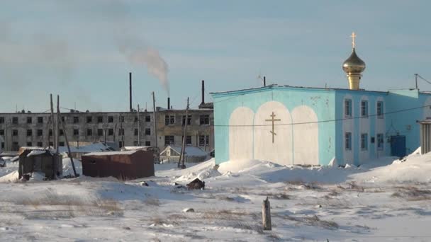 Anadyr stad in het verre noorden van Tsjoekotka Rusland. — Stockvideo