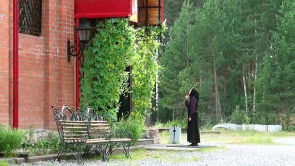 ロマノフの会場死でロシアの新しい殉教者修道院. — ストック動画