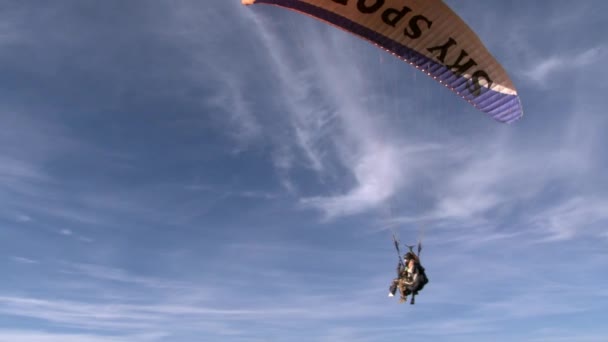 Oludeniz Paragliding from Babadag mountain near the city Fethiye. — Stock Video