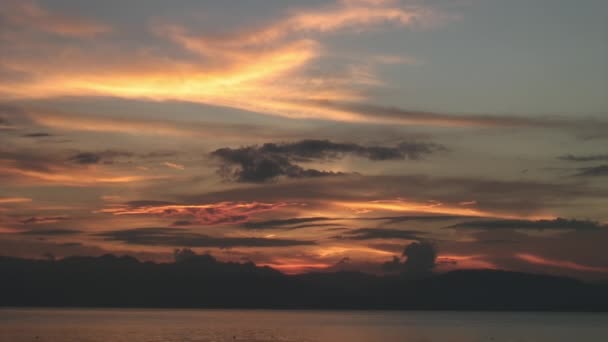 Red sunset over sea on islands of Republic of Philippines. — Stock Video