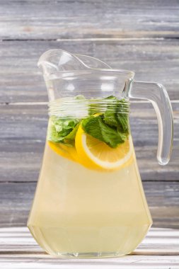 içki canlandırıcı bir soğuk