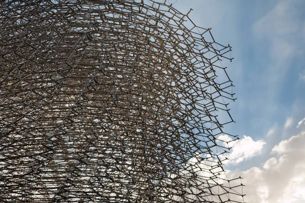 Detalhe da Megaestrutura feita de colmeia de alumínio — Fotografia de Stock