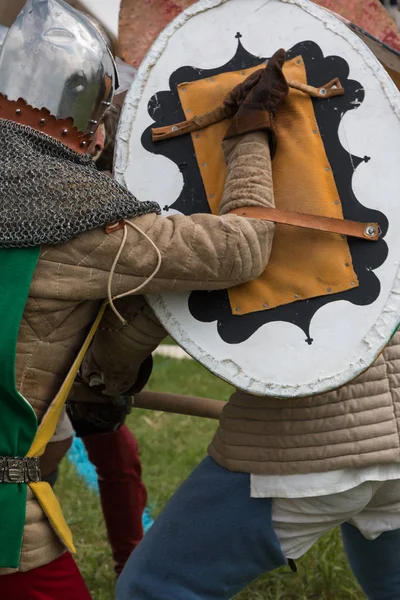 Knights in Battle with Silver Helmets and Shields — Stock Photo, Image