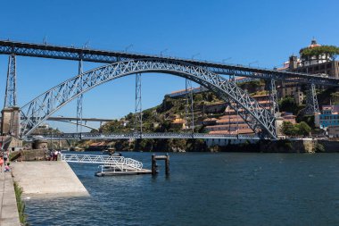 Dom Luis Porto, Portekiz Douro Nehri üzerinde köprü