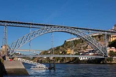 Dom Luis Porto, Portekiz Douro Nehri üzerinde köprü