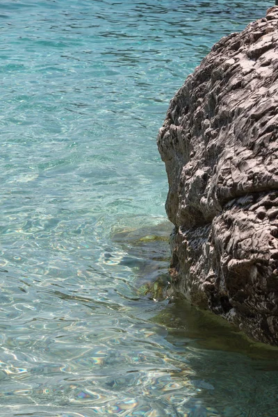 Cliffs in Sardinia Island near Turquoise Sea, Italy — Stock Photo, Image