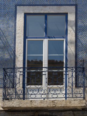 Tipik Portekizce mimari: Azulejos pencere - Portekiz Döşe
