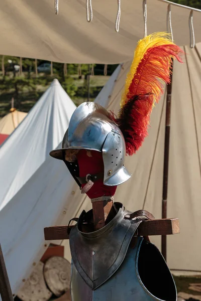 Close up of Medieval Knight's Silver Helmet and Red and Yellow Feather — Stock Photo, Image