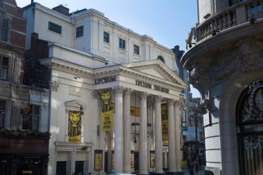 Westminster şehrindeki Lyceum Tiyatrosu, Wellington Caddesi, Londra