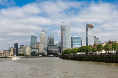 Newfoundland Rıhtımı, Londra 'daki Köpekler Adası' nda bir yerleşim yeri..