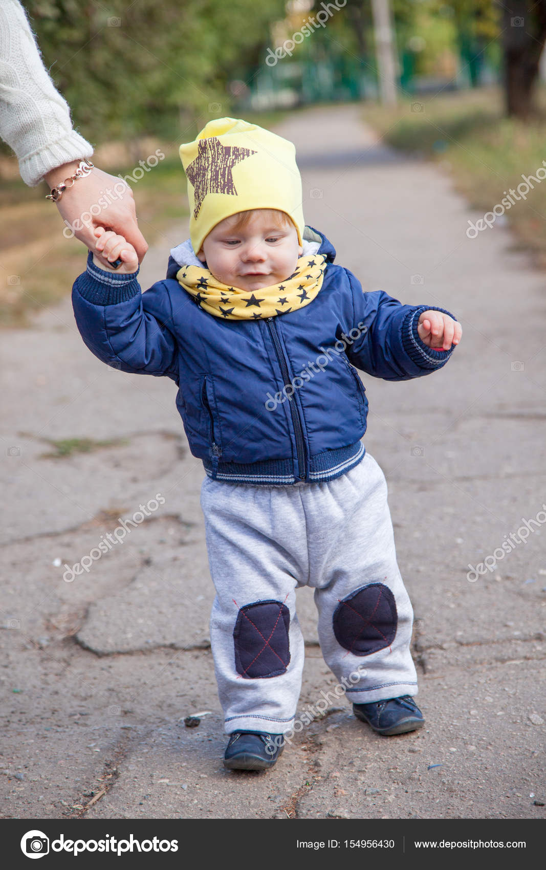baby boy walking