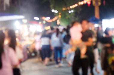 Sokak arka planda, Vintage tonlu görüntü bulanık kalabalığın.