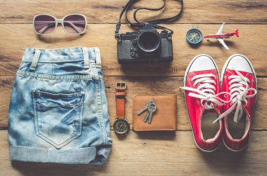 Seyahat Giyim Aksesuarları giyim boyunca seyahat için