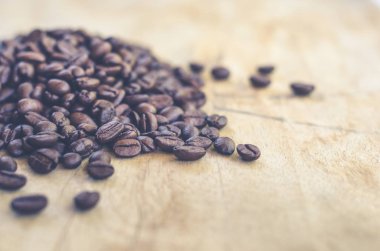 Ahşap arka planda kahve 