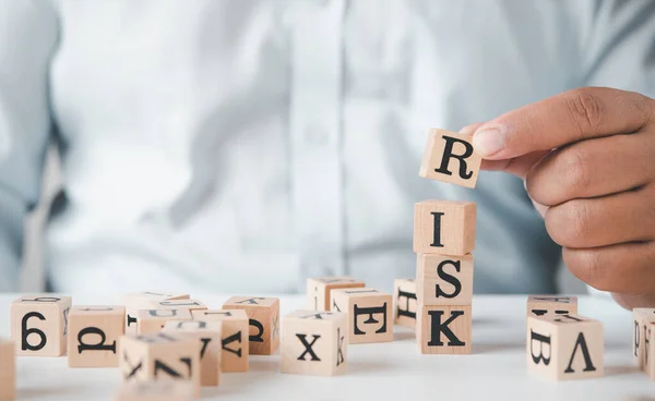 Blocco Legno Con Parola Rischio Rischio Concettuale — Foto Stock