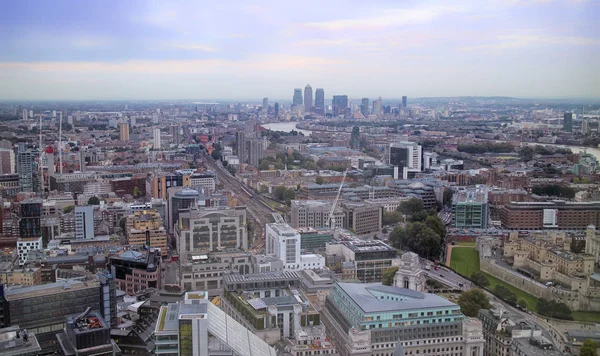 Luchtfoto van het Londen van de financiële wijk — Stockfoto