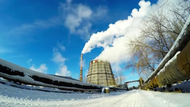 Kvalitní timelapse průmyslový podnik v Rusku, znečištění — Stock video