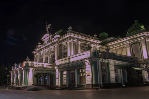 Edifício Teatro Drama Acadêmico Omsk Sibéria Rússia Paisagem Noturna — Fotografia de Stock