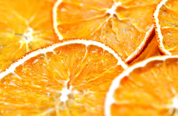 Montón de piezas secas de naranjas . — Foto de Stock