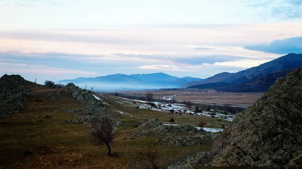 Bergslandskap på vintern — Stockfoto